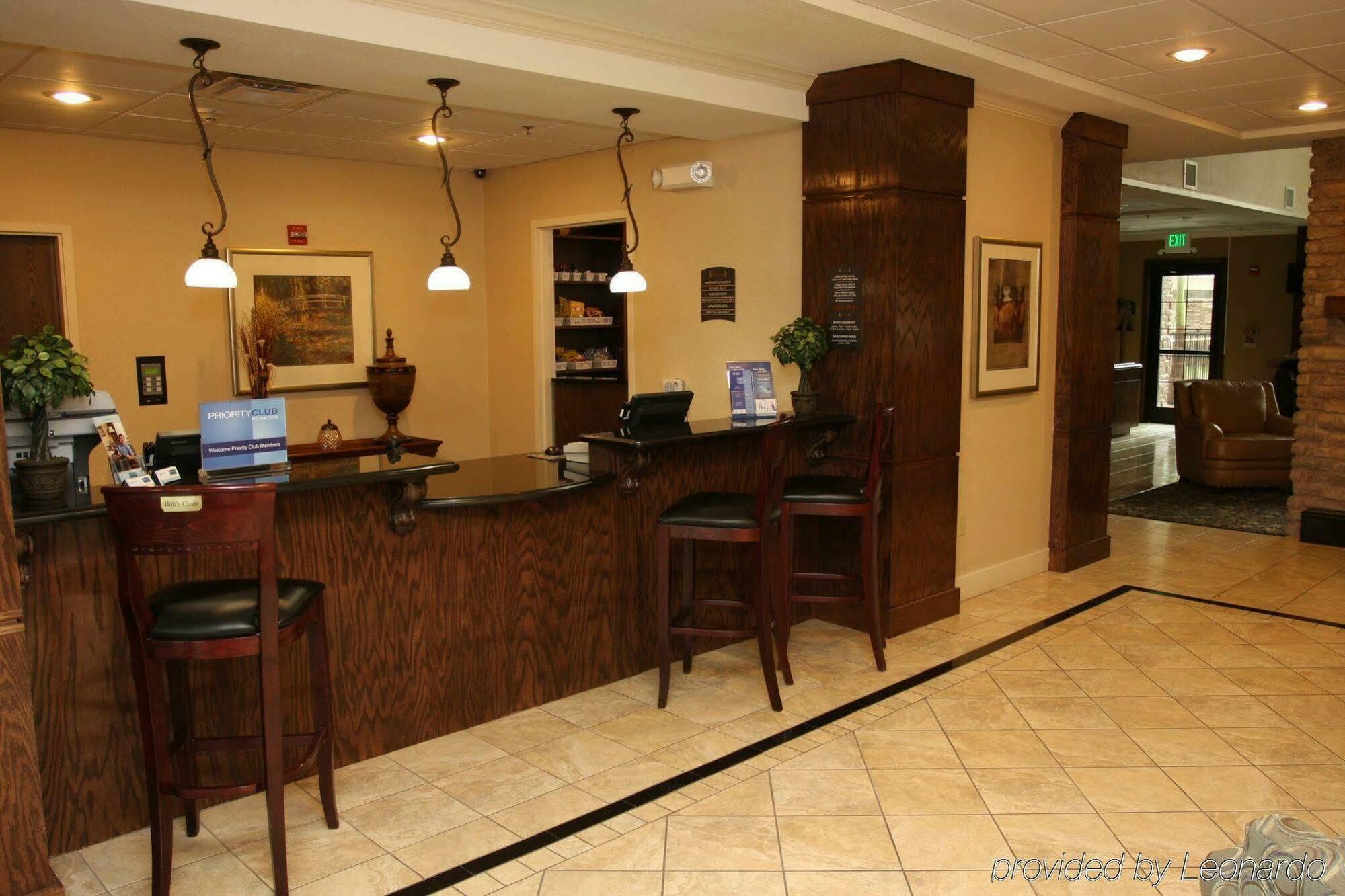 Staybridge Suites Mcallen By Ihg Einrichtungen foto